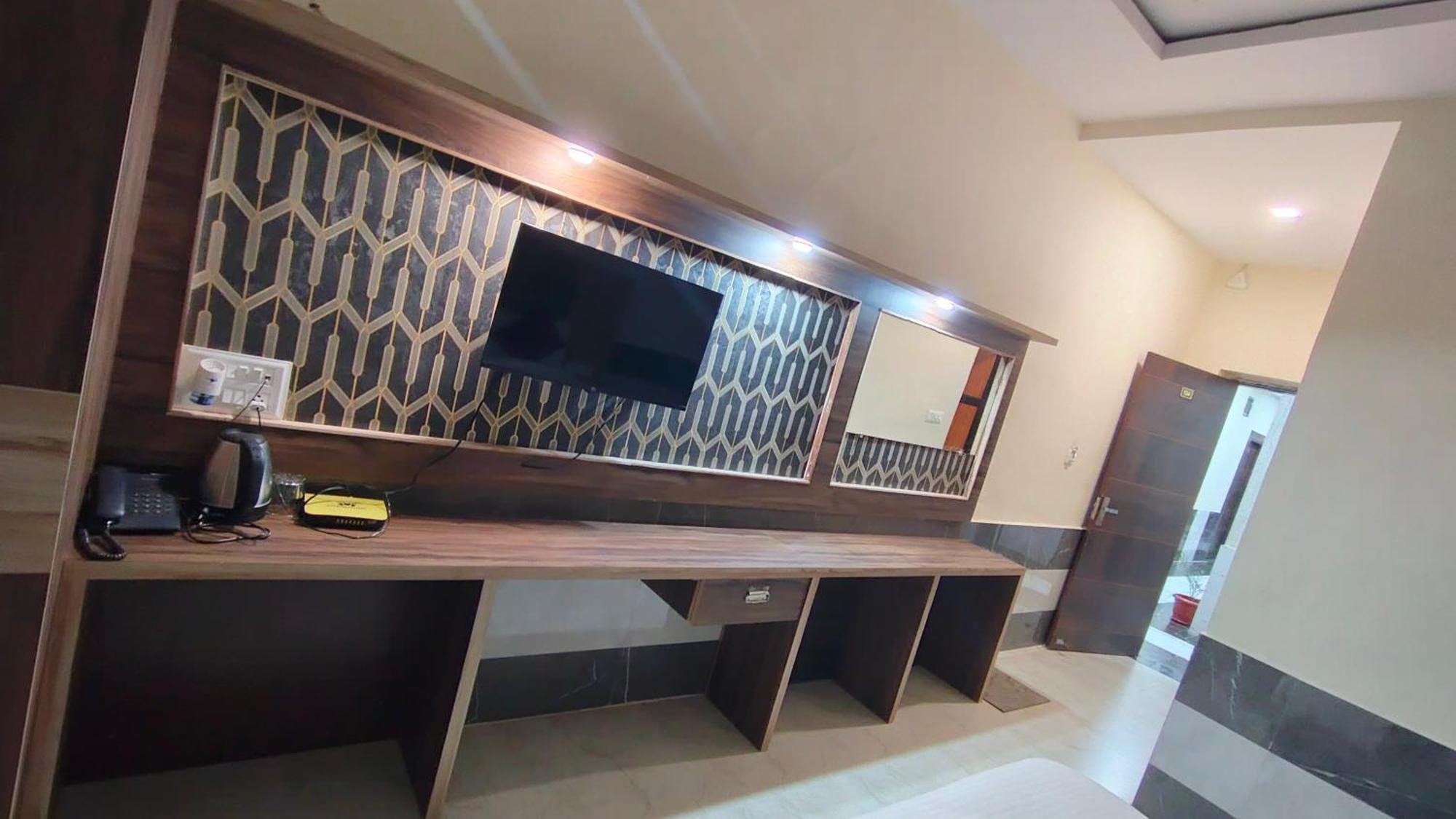 Hotel Grand Vijay Puskár Kültér fotó
