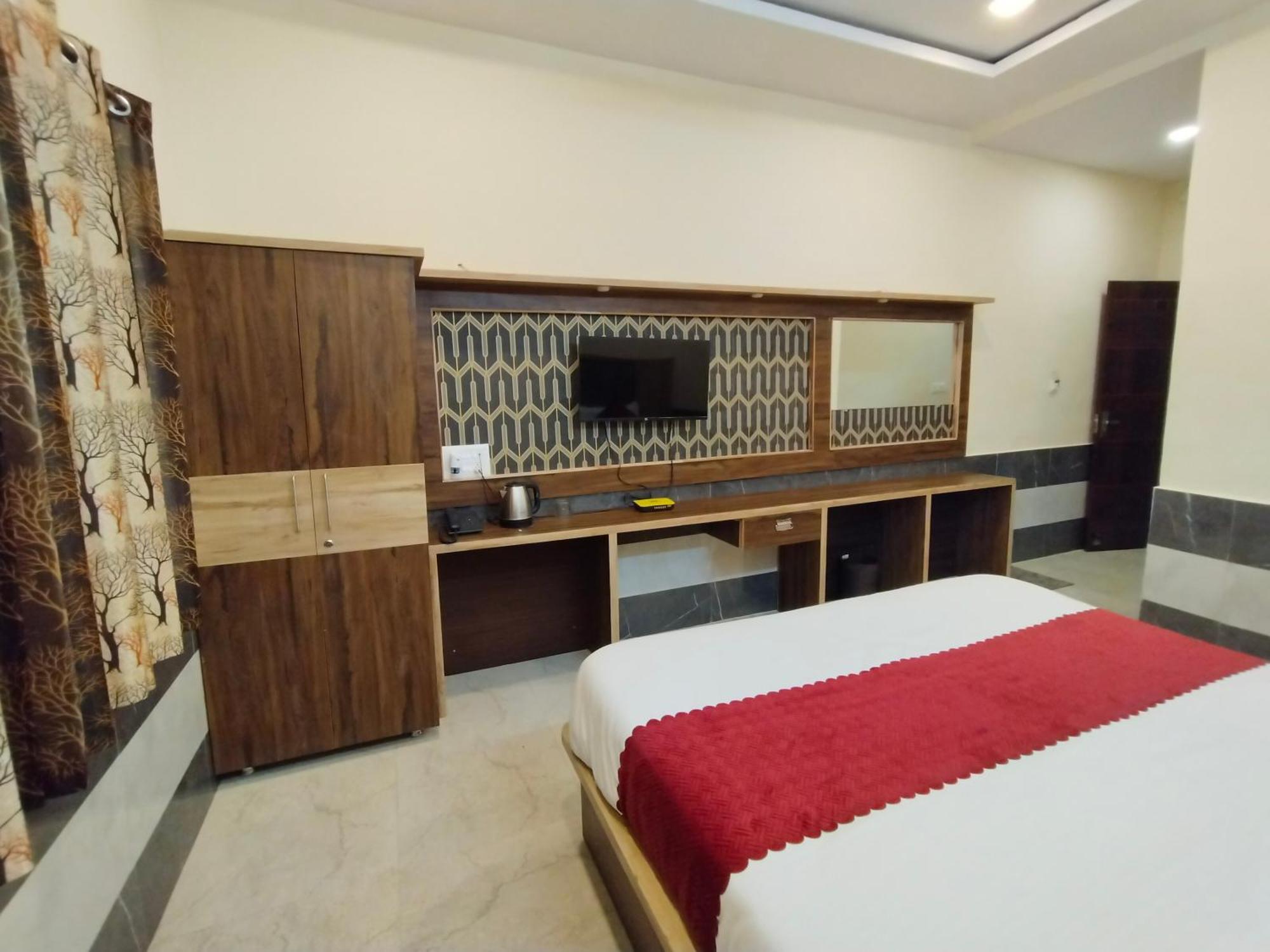 Hotel Grand Vijay Puskár Kültér fotó